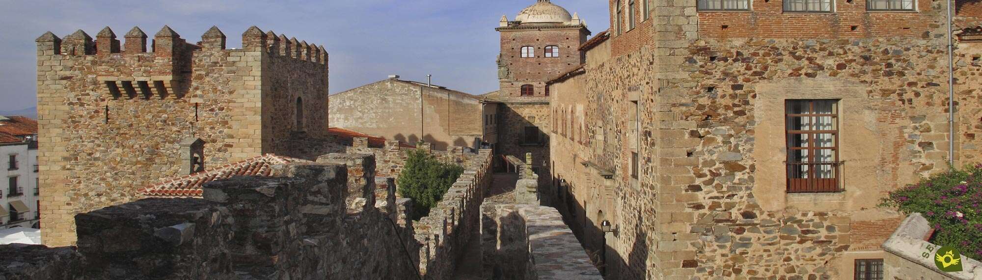 Walk through the Cáceres Medieval