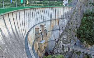 Dam of Lanuza reservoir