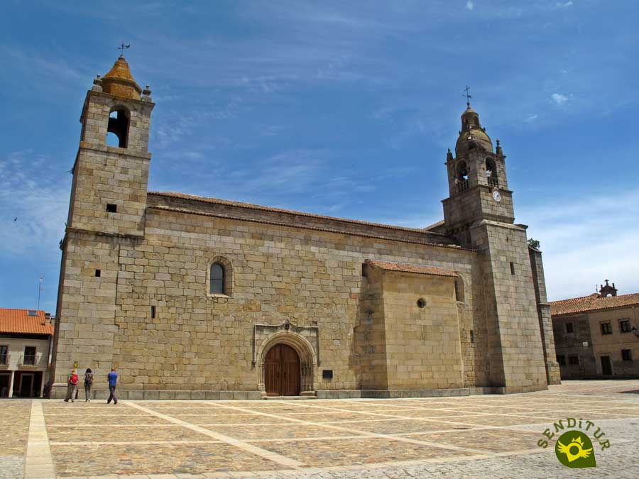 Church of Nuestra Señora entre Dos Alamos in San Felices de los Gallegos
