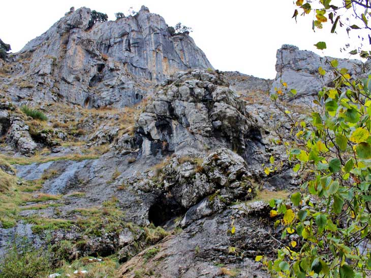 The Faedo of Ciñera and the Gorges of Villar